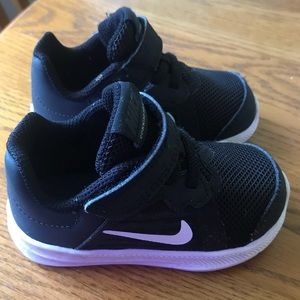 PRICE DROP Toddler (boys) Nike Downshifter 8